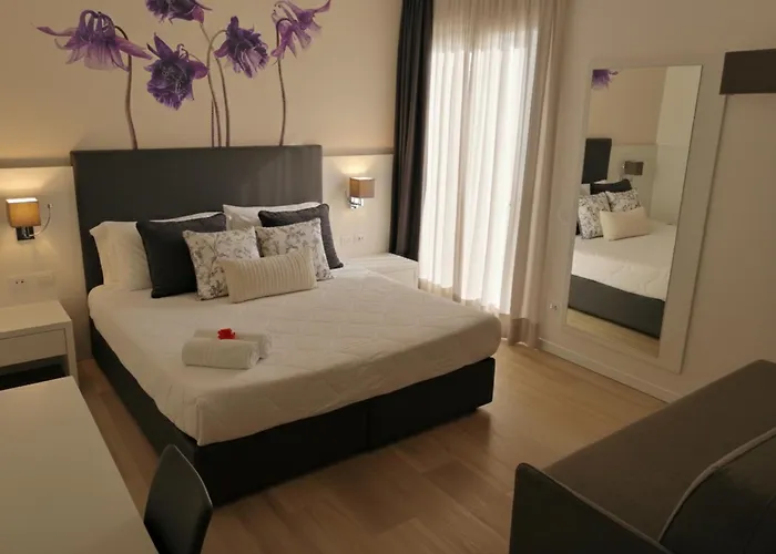 Hotel Columbia & Ninfea